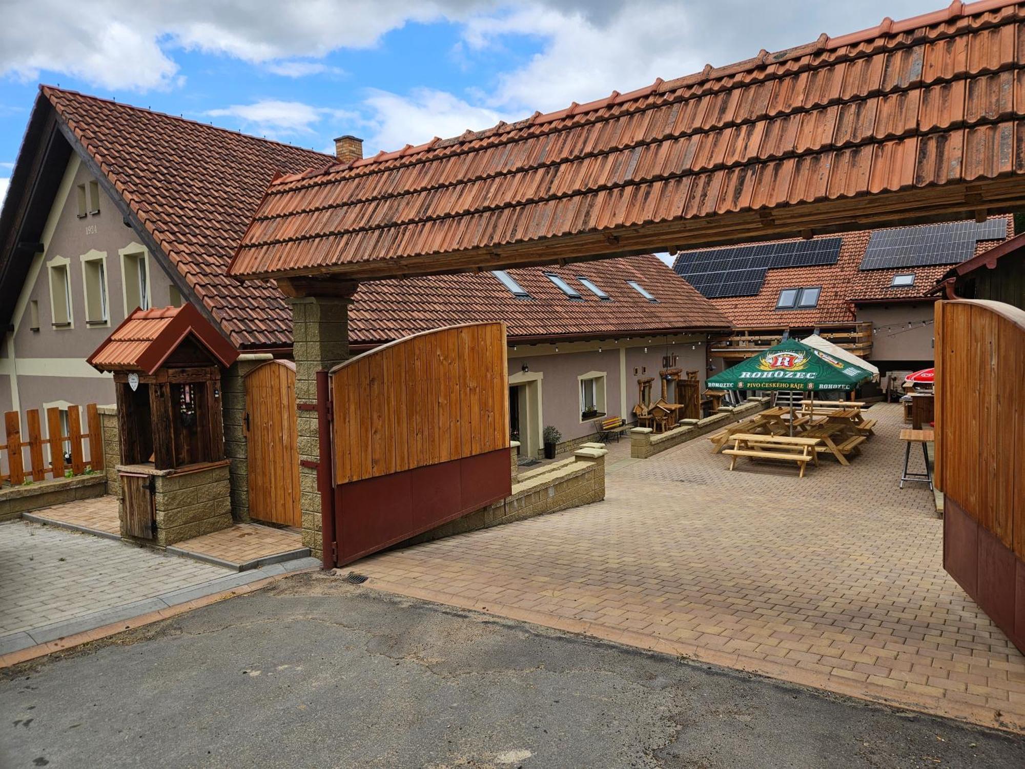 Bozska Usedlost Prackov Exteriör bild